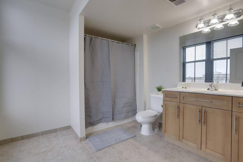 Prime Location Retreat Close To Dc And Metro Арлингтон Экстерьер фото