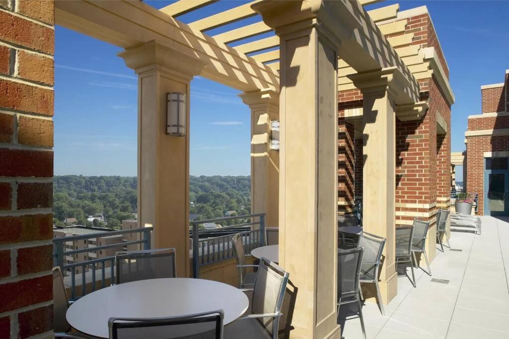 Prime Location Retreat Close To Dc And Metro Арлингтон Экстерьер фото